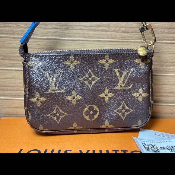 Louis Vuitton Mini Pochette Accessoires Italy Christmas Animation Limited Ed - Picture 7 of 10